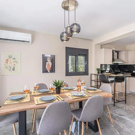 Apartamento Legantes Luxury With Shared Pool *