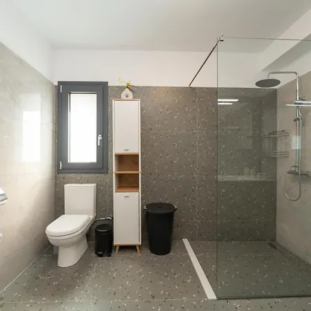 Legantes Luxury With Shared Pool * Makriotika