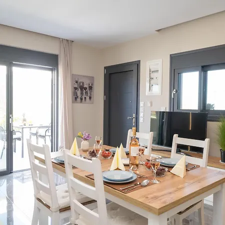 Legantes Luxury With Shared Pool Apartamento Makriotika