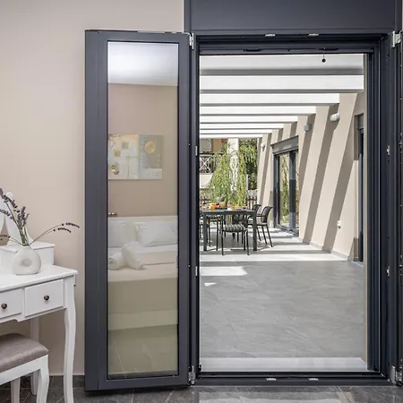 Appartement Legantes Luxury With Shared Pool