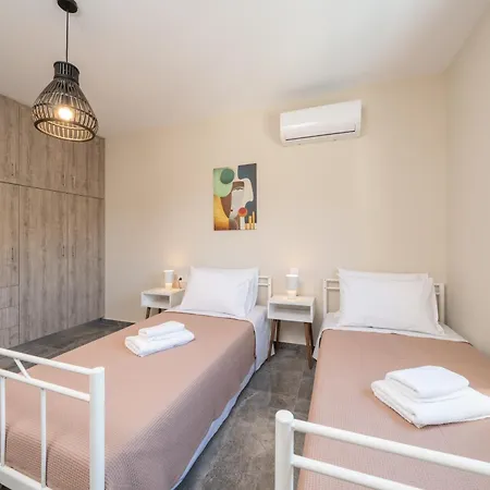 Legantes Luxury Apartment *