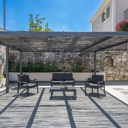 Apartment Legantes Luxury *